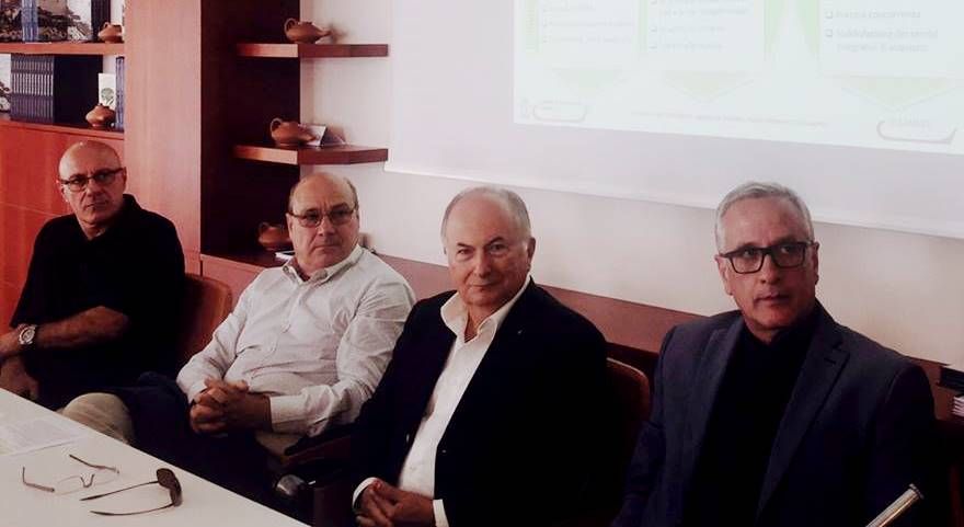 Distretto del commercio di Taranto: consegnato al Comune il piano operativo di sviluppo Distretto del commercio di Taranto: consegnato al Comune il piano operativo di sviluppo